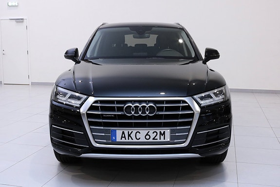 Audi Q5 9 of 28