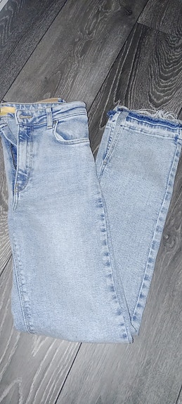 Product image 1 of 8