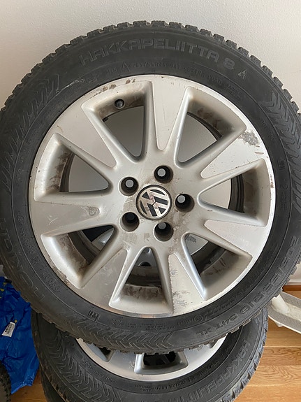 Volkswagen Passat 12 of 12