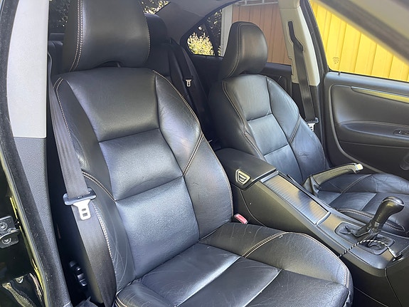 Volvo S60 9 of 11