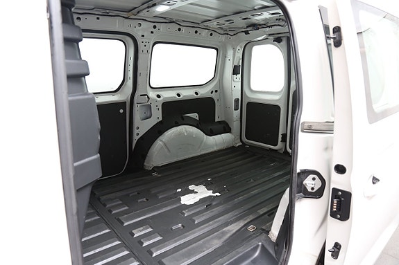 Volkswagen Caddy Maxi 19 of 20