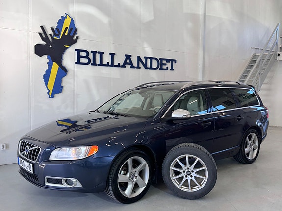Volvo V70 9 of 27
