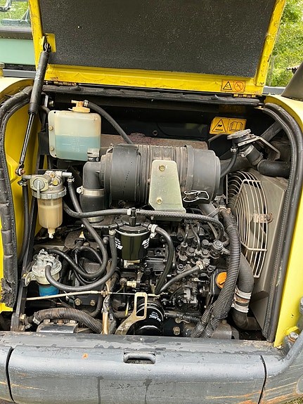 Yanmar B25V 6 of 8