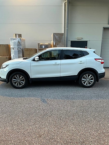 Nissan Qashqai 2 of 12