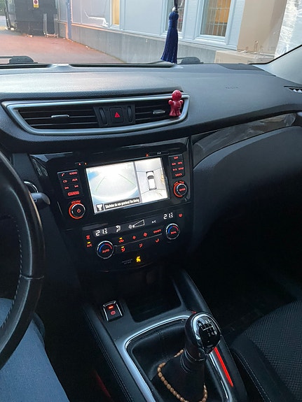 Nissan Qashqai 10 of 12
