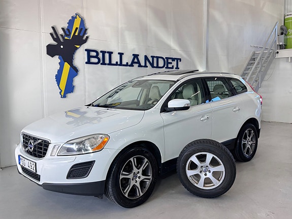 Volvo XC60 8 of 27