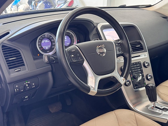 Volvo XC60 20 of 27