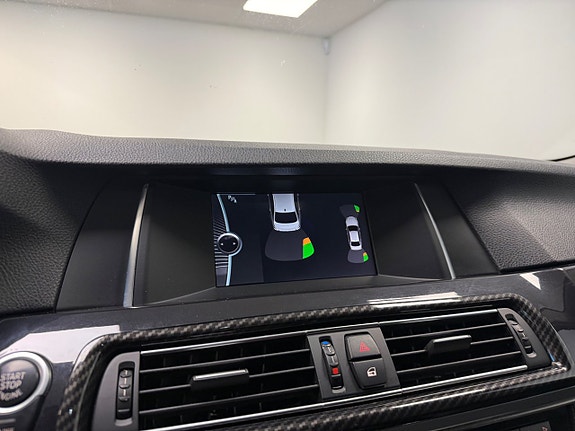 BMW 520d 15 of 21