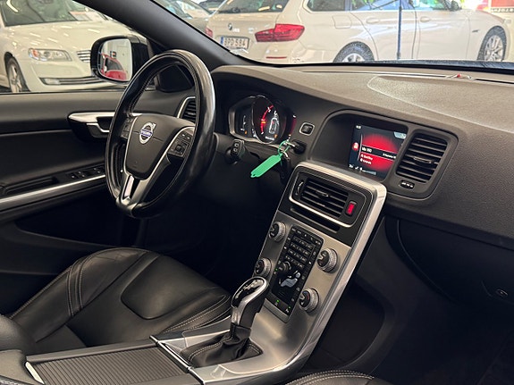 Volvo V60 20 of 27