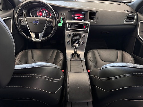Volvo V60 19 of 27