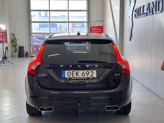 Volvo V60 10 of 27