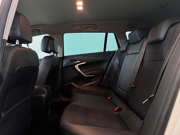 Opel Insignia Country Tourer 17 of 26