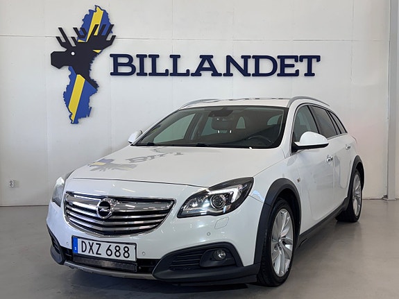 Opel Insignia Country Tourer 2 of 26