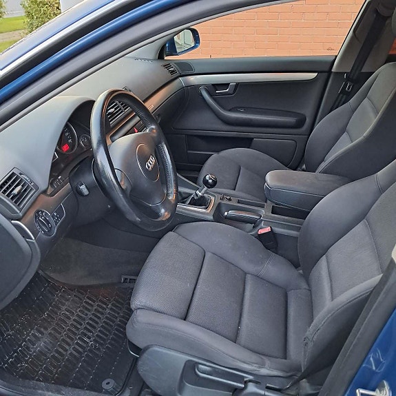 Audi A4 5 of 8