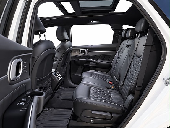 Kia Sorento 9 of 11