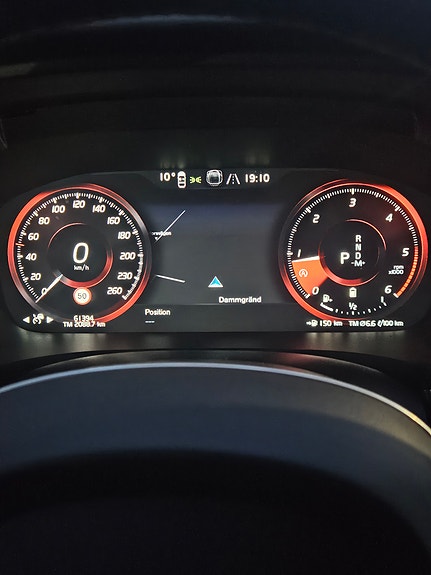 Volvo V60 Cross Country 4 of 11