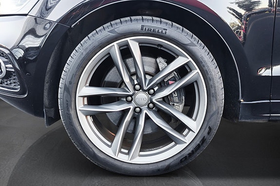 Audi SQ5 10 of 18