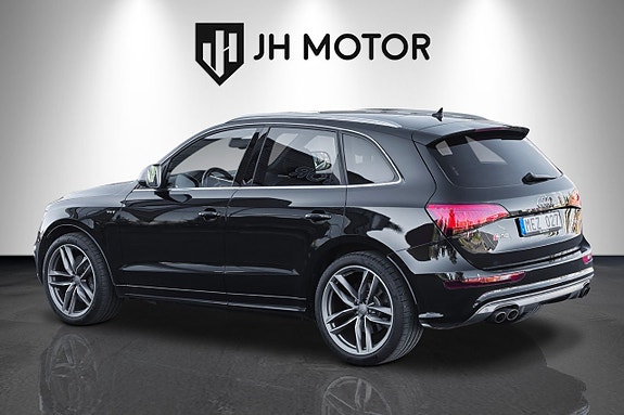 Audi SQ5 4 of 18