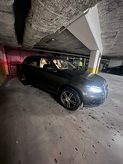 Audi Q5 4 of 11