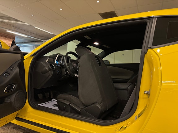 Chevrolet Camaro 22 of 28