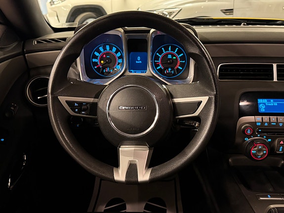 Chevrolet Camaro 27 of 28