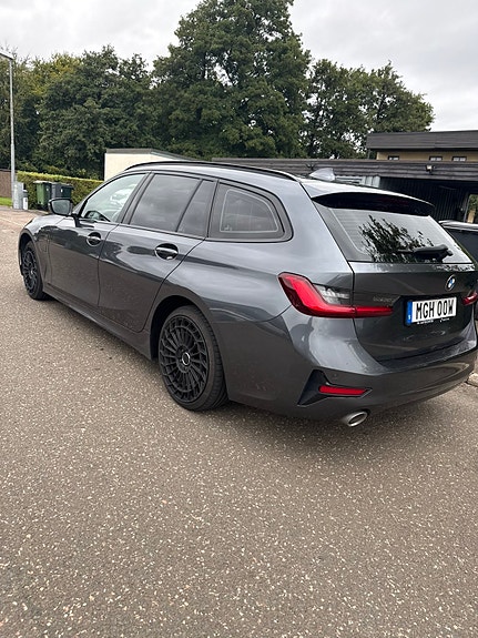 BMW 330e 3 of 12