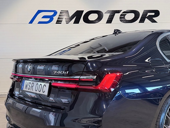 BMW 740d 11 of 24