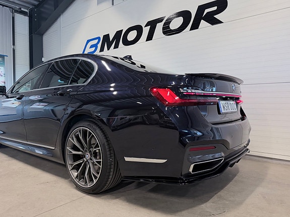BMW 740d 8 of 24