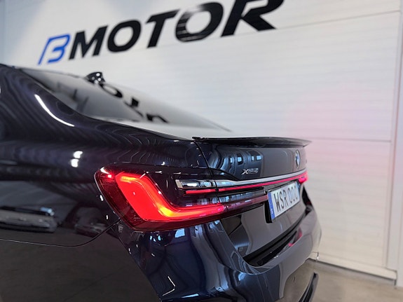BMW 740d 9 of 24