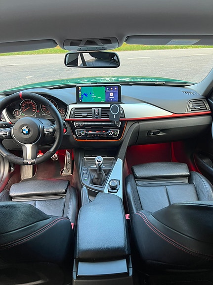BMW 328i 9 of 13