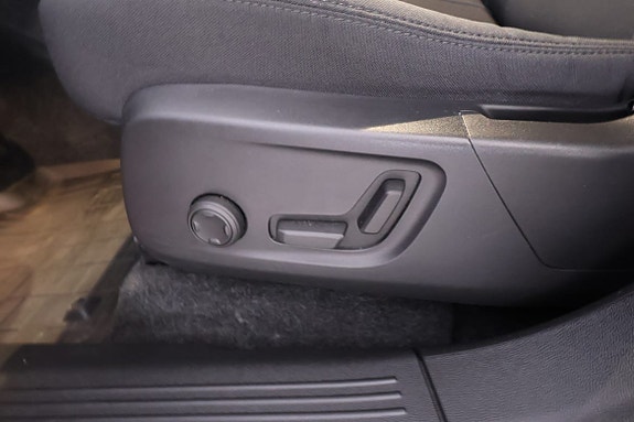Volvo C40 17 of 18