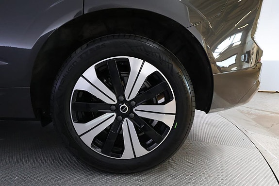 Volvo XC60 15 of 18
