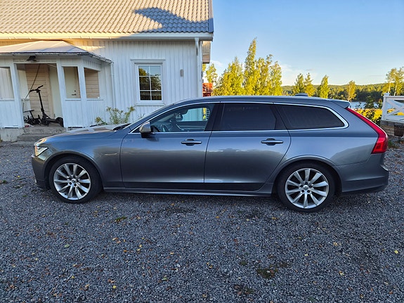 Volvo V90 6 of 9