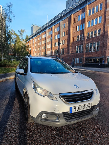 Peugeot 2008 5 of 11