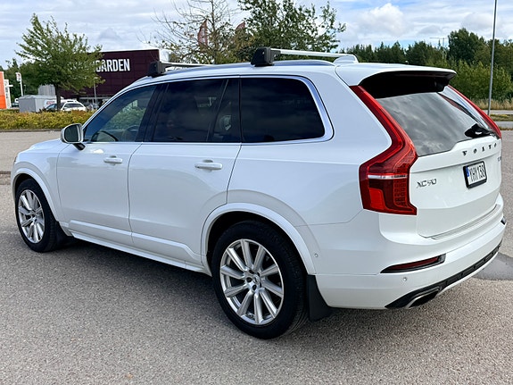 Volvo XC90 6 of 17