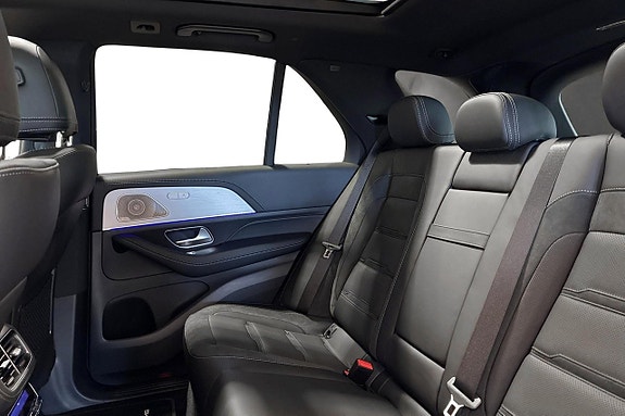 Mercedes-Benz GLE53 10 of 17