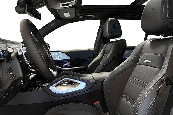 Mercedes-Benz GLE53 11 of 17