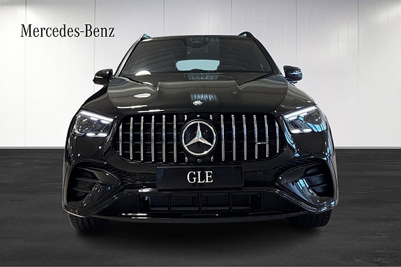 Mercedes-Benz GLE53 14 of 17