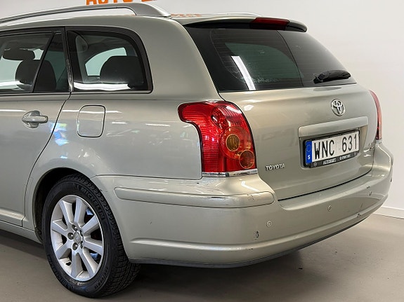 Toyota Avensis 6 of 25