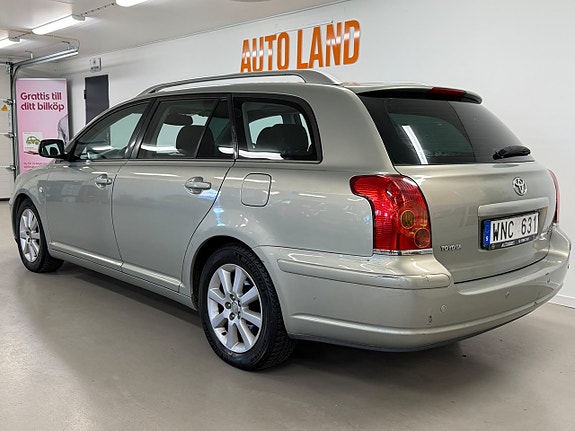 Toyota Avensis 5 of 25