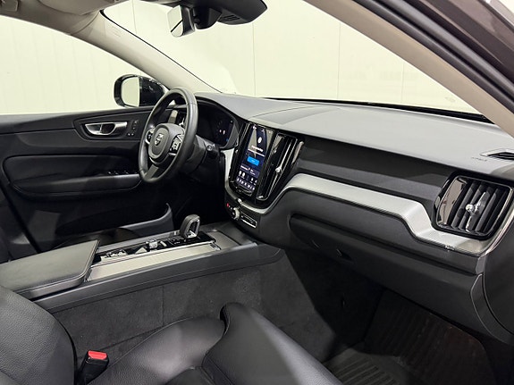 Volvo XC60 15 of 22
