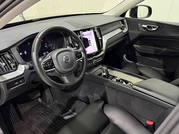 Volvo XC60 11 of 22