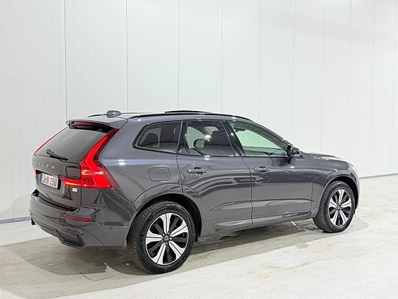 Volvo XC60 3 of 22
