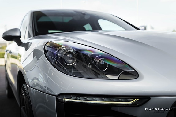 Porsche Macan S 18 of 20