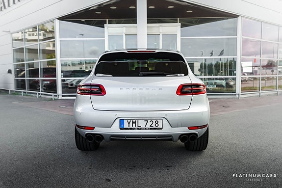 Porsche Macan S 4 of 20
