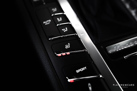 Porsche Macan S 14 of 20