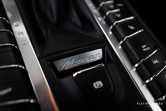 Porsche Macan S 15 of 20