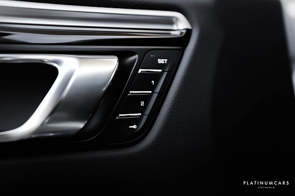 Porsche Macan S 16 of 20