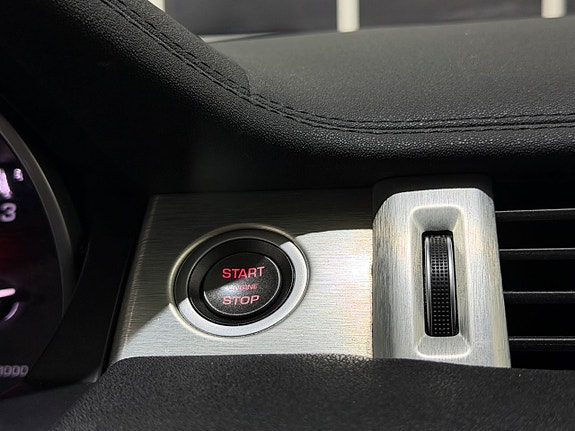Land Rover Range Rover Evoque 14 of 17