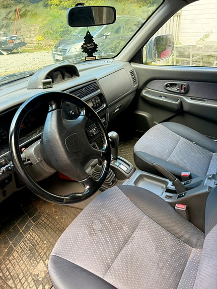Mitsubishi L200 4 of 4